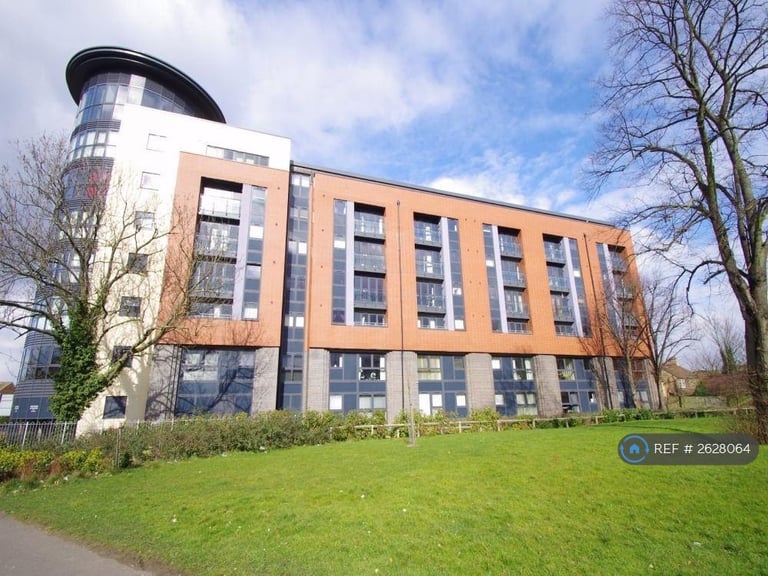image for 1 bedroom flat in St. Albans Road, Watford, WD17 (1 bed) (#2628064)