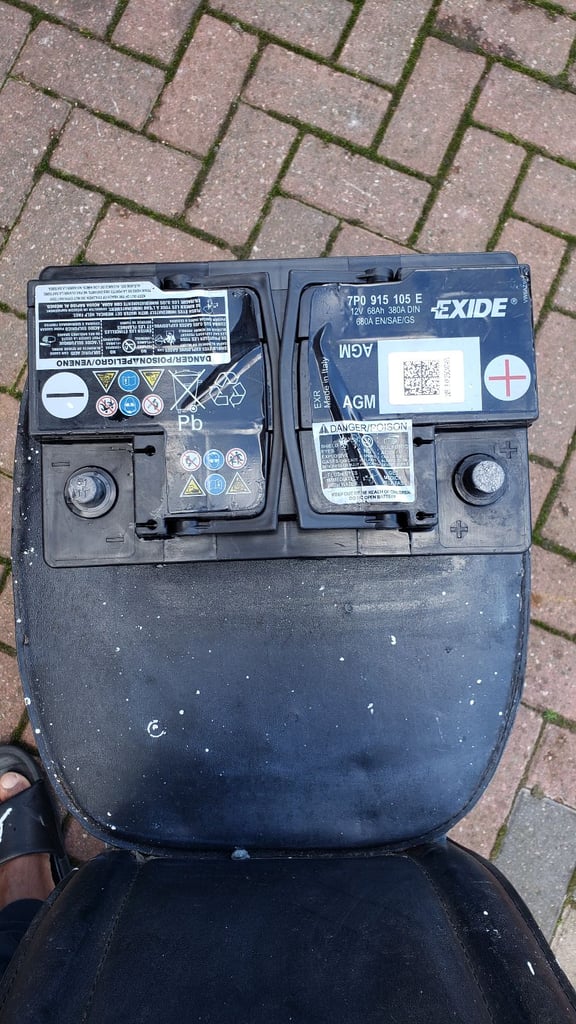 image for AGM CAR BATTERY 68AH 