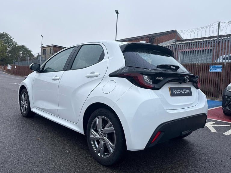 2024 Toyota Yaris 1.5 Hybrid Icon 5dr CVT Hatchback Hybrid Automatic