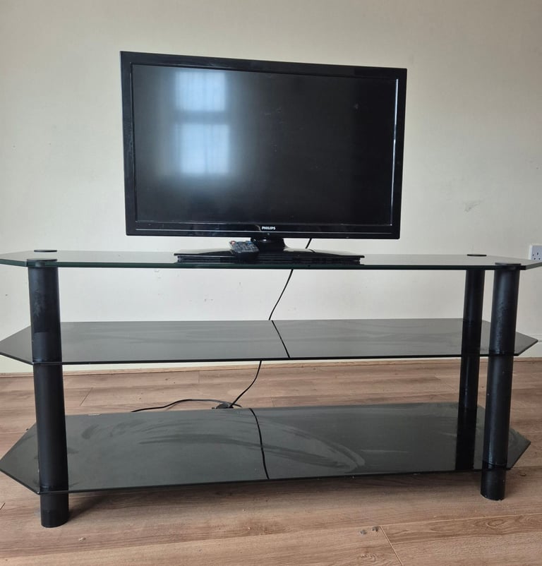 PHILIPS TV 26HFL 2808D/12 together with 3 tier glass stand