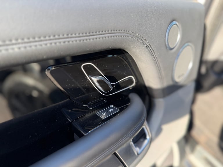 2021 LAND ROVER RANGE ROVER VOGUE P400e WESTMINSTER BLACK TOP SPEC GREY PANROOF