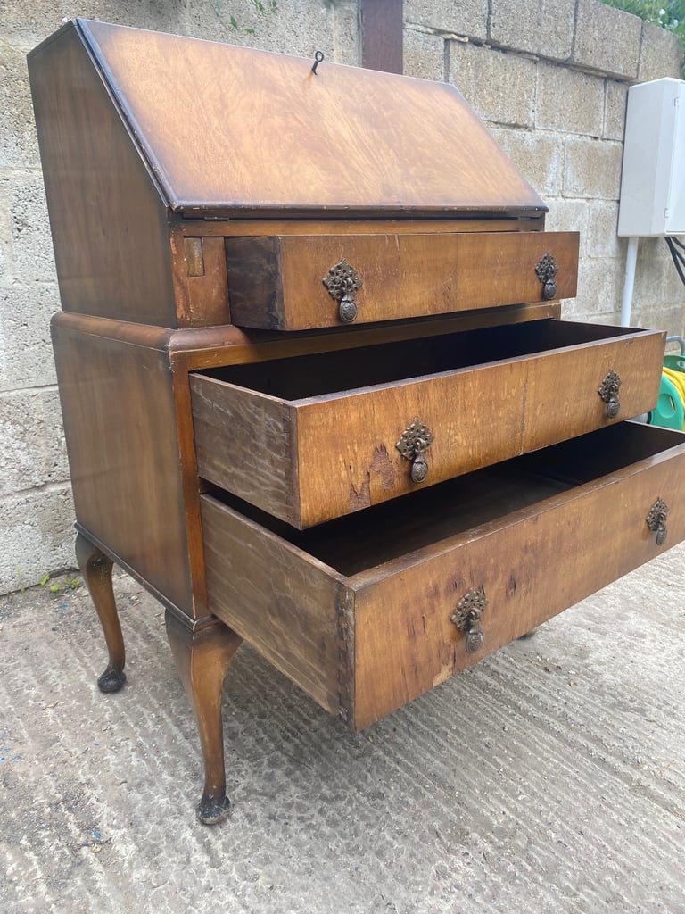 Vintage bureau / writing desk