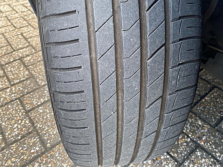 2005 BMW 1 Series 120d Sport 5dr HATCHBACK Diesel Manual