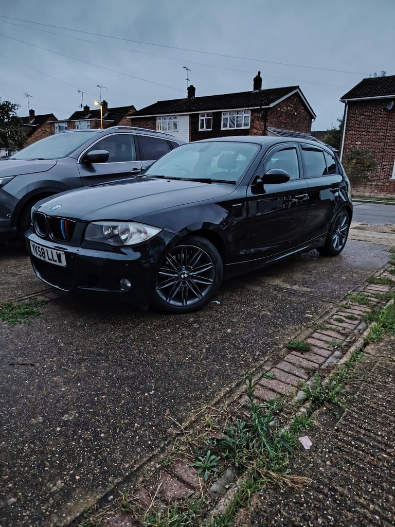 BMW, 1 SERIES, Hatchback, 2008, Manual, 1995 (cc), 5 doors