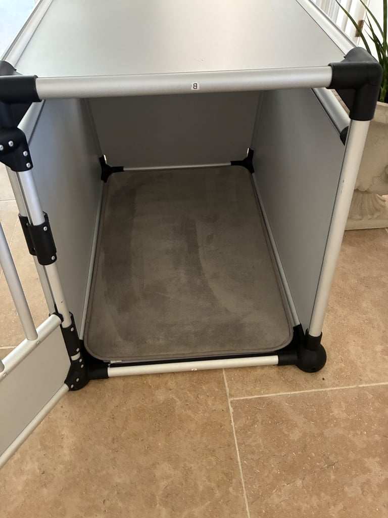 Trixie dog cage 