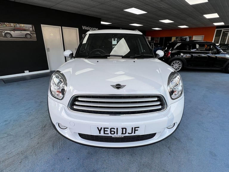 2011 MINI Countryman 1.6 Cooper Euro 5 (s/s) 5dr HATCHBACK Petrol Manual