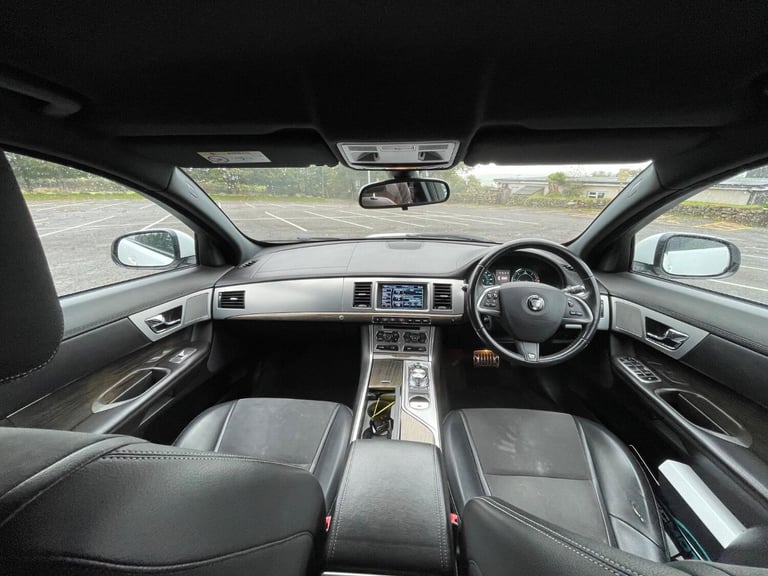 JAGUAR XF 2.2d [200] R-Sport Estate Auto, diesel, white + NOW SOLD 2014