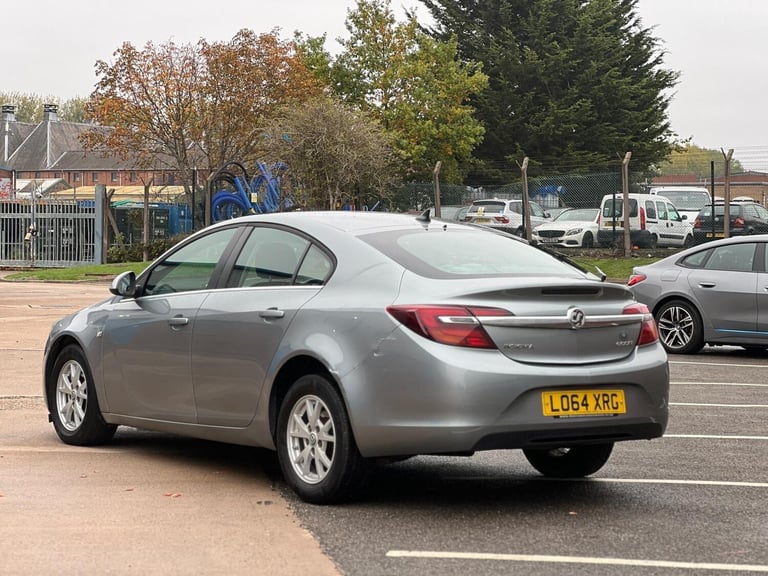 2015 Vauxhall Insignia 2.0 CDTi ecoFLEX Design Nav 5dr [Start Stop] HATCHBACK DIESEL Manual