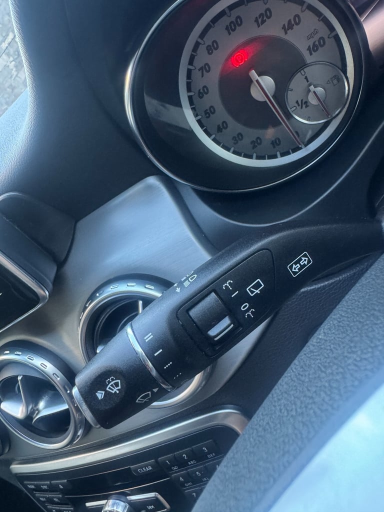 2015 Mercedes-Benz GLA GLA 200 CDI AMG Line 5dr ESTATE Diesel Manual