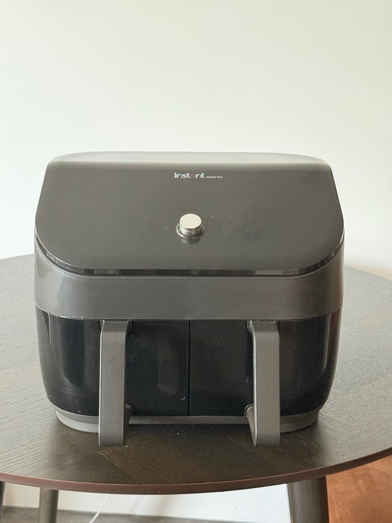 image for Dual Air Fryer - Instant Vortex Plus 7.6L