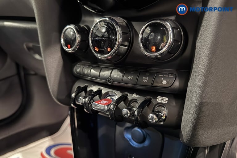 2021 MINI Hatch 2.0 Cooper S Exclusive 5dr Auto [Comfort-Nav Pack] Hatchback Petrol Automatic