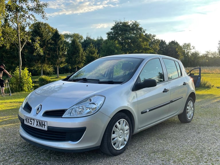 2007 Renault Clio 1.4 16V Expression 5dr * ULEZ FREE * DELIVERY AVAILABLE *  HATCHBACK Petrol Manual