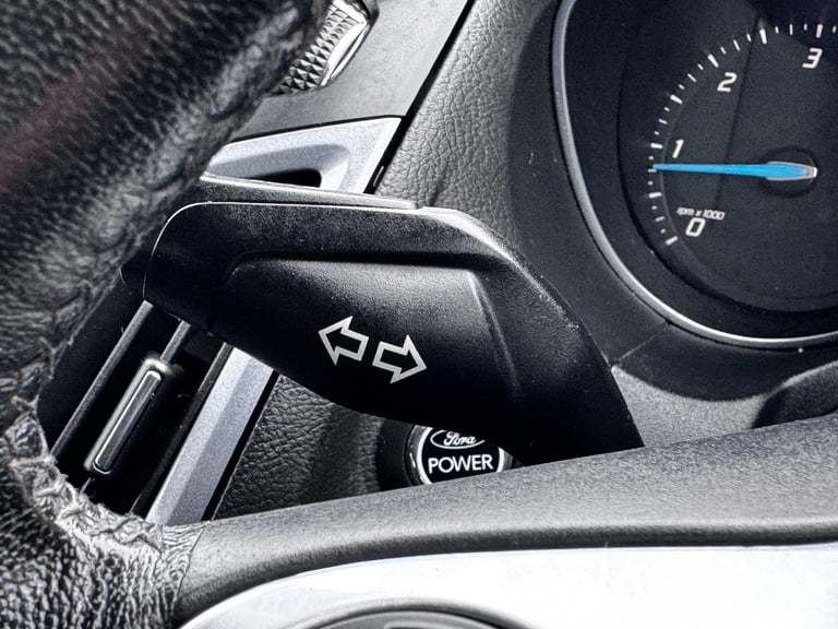 2011 Ford Focus 1.6 TDCi Titanium Euro 5 (s/s) 5dr HATCHBACK Diesel Manual