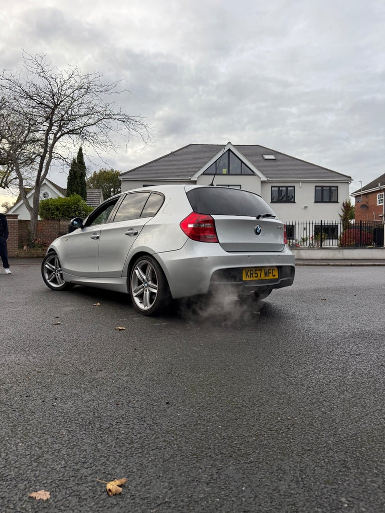 BMW, 1 SERIES, Hatchback, 2007, Semi-Auto, 1995 (cc), 5 doors