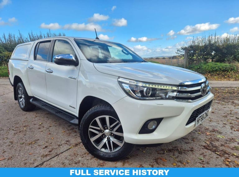 image for 2018 Toyota Hilux Invincible D/Cab Pick Up 2.4 D-4D PICK UP DIESEL Manual