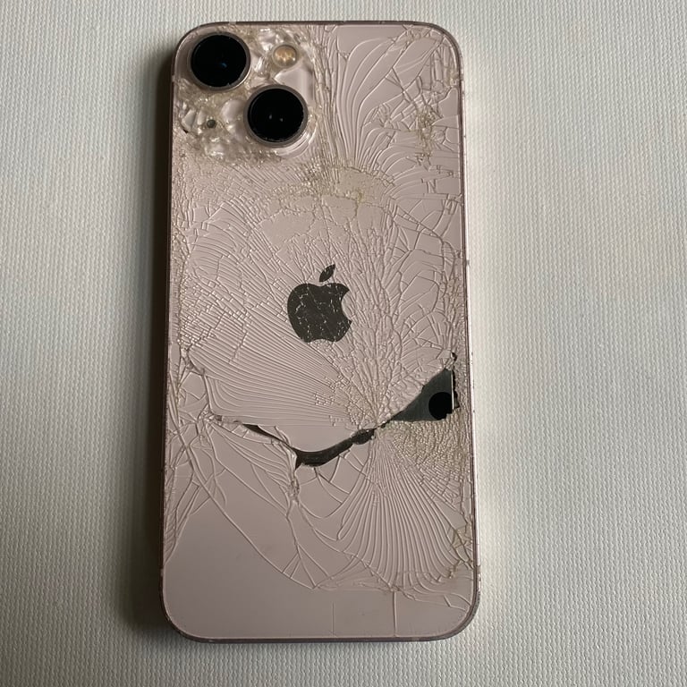 iPhone 13 mini faulty for parts 
