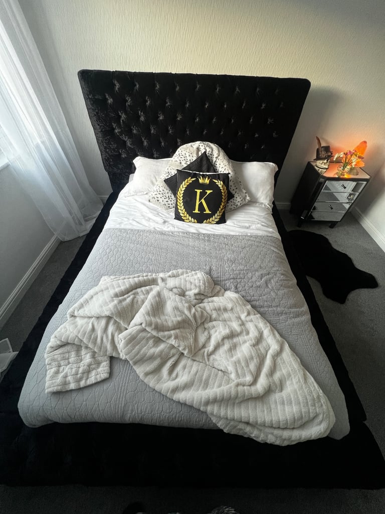 image for Beautiful Black Double bed with mattress