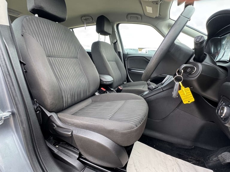 2017 Vauxhall Zafira Tourer 1.4 Zafira Tourer Design T 5dr MPV Petrol Manual