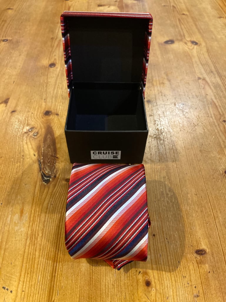 Boxed Tie 