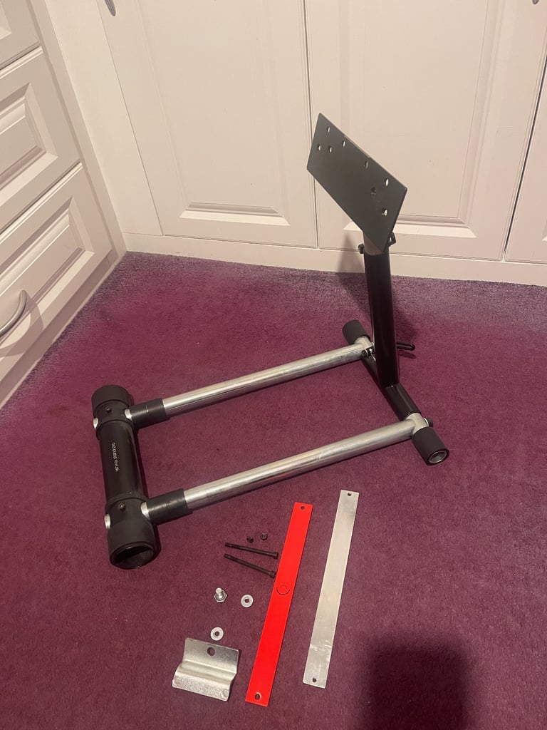 Thrustmaster Ferrari 458 Spider stand