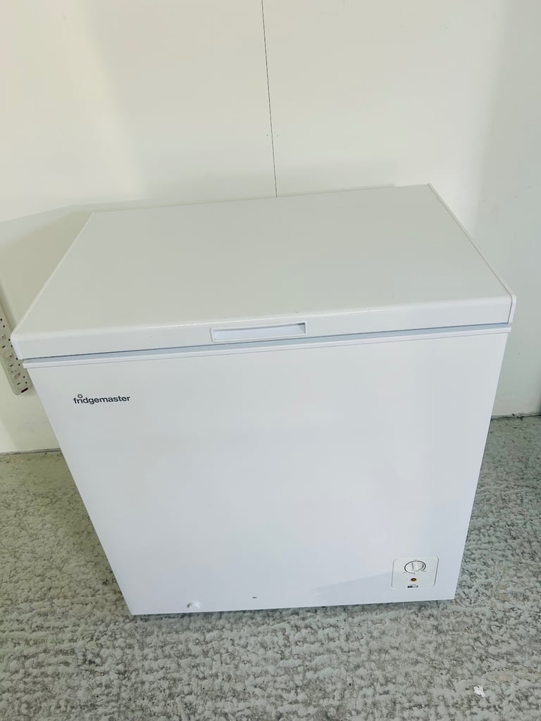 Medium Chest Freezer 