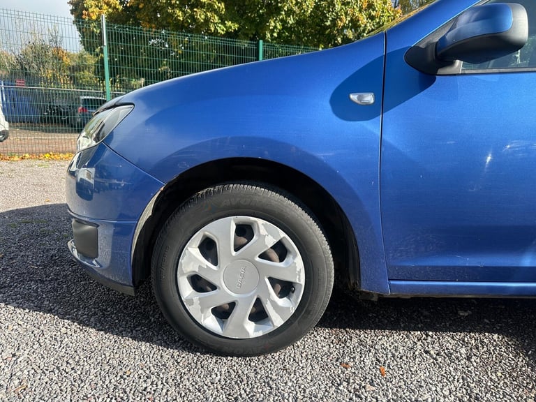 2013 Dacia Sandero 0.9 TCe Laureate Euro 5 5dr HATCHBACK Petrol Manual