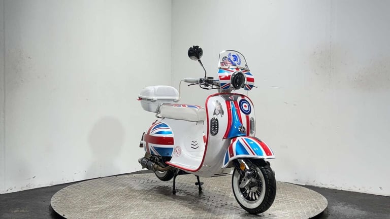 Ajs MODENA 2025 51 MILES CUSTOM SCOOTER 125CC EYE CATCHING BIKE