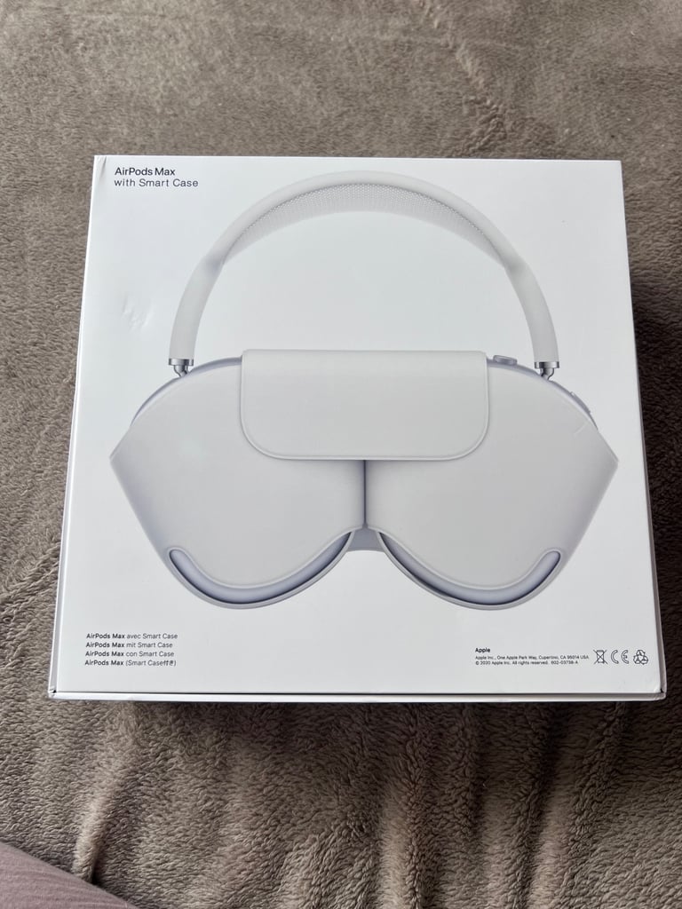 Apple AirPod Max Silver ~ Lightning charger ~ Lightly Used