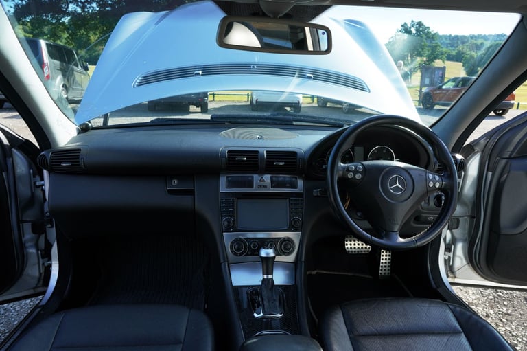 Mercedes-Benz, C CLASS, Saloon, 2004, Auto, 2685 (cc), 4 doors