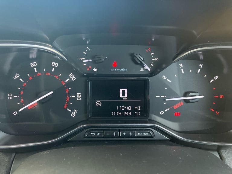 2021 Citroen C3 Aircross 1.2 PureTech 110 Shine 5dr MPV PETROL Manual