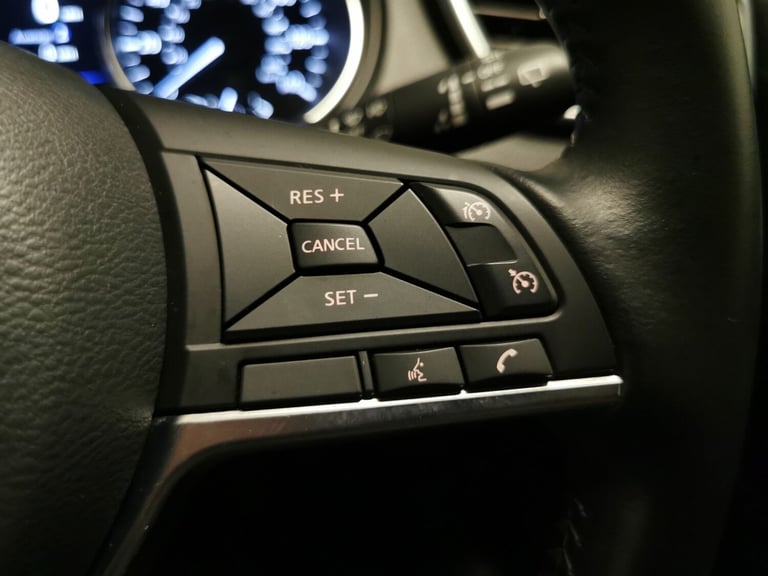2019 Nissan Qashqai 1.3 DiG-T N-Connecta 5dr HATCHBACK PETROL Manual