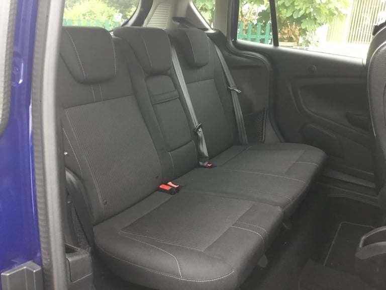 Ford b-max titanium mpv, 2014 reg, diesel.