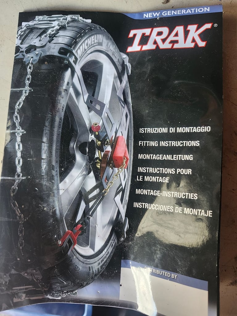 Trax Sport Snow chains. AS NEW