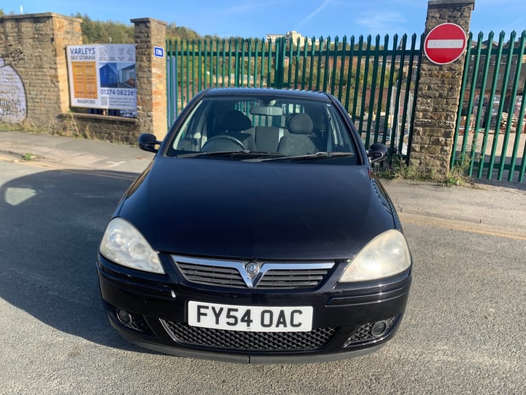 2004 Vauxhall Corsa 1.4i 16V SRi 5dr HATCHBACK PETROL Manual