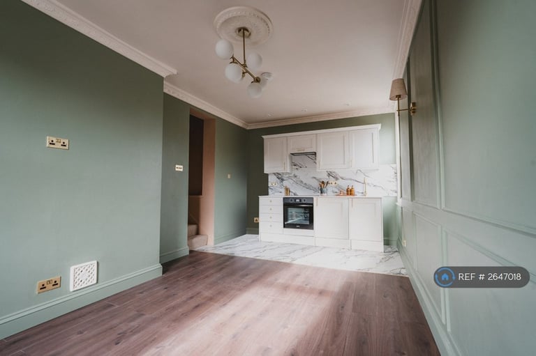 image for 2 bedroom flat in Augusta Road, Ramsgate, CT11 (2 bed) (#2647018)