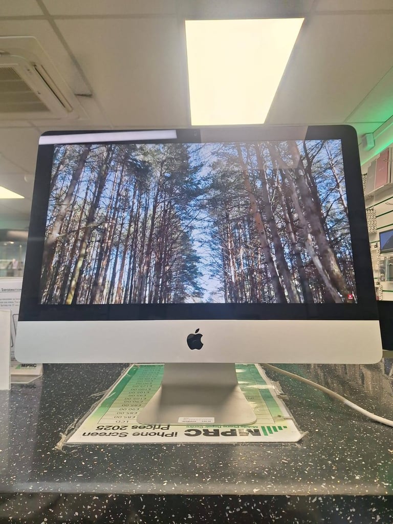 Apple iMac 21.5" – Intel Core i5, 8GB RAM, 1TB HDD, GeForce GT 640M, macOS Catalina