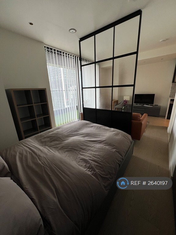 Studio flat in Ward's Place, London, E14 (#2640197)