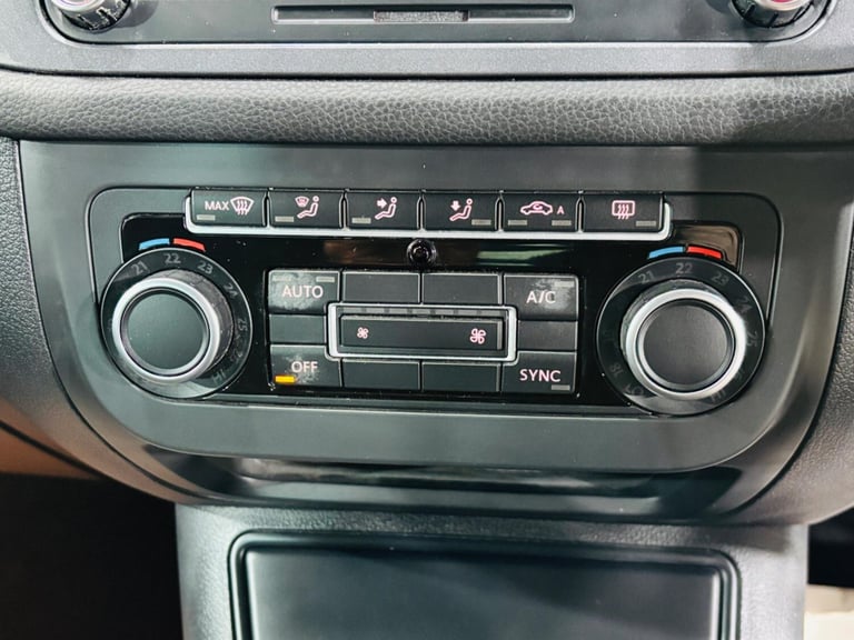 2012 Volkswagen Tiguan 2.0 TDI BlueMotion Tech SE DSG 4WD Euro 5 (s/s) 5dr ESTATE Diesel Automatic