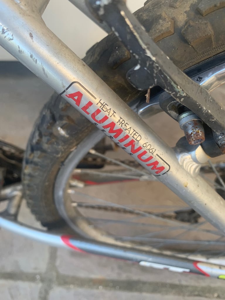 GT aggressor mountain bike