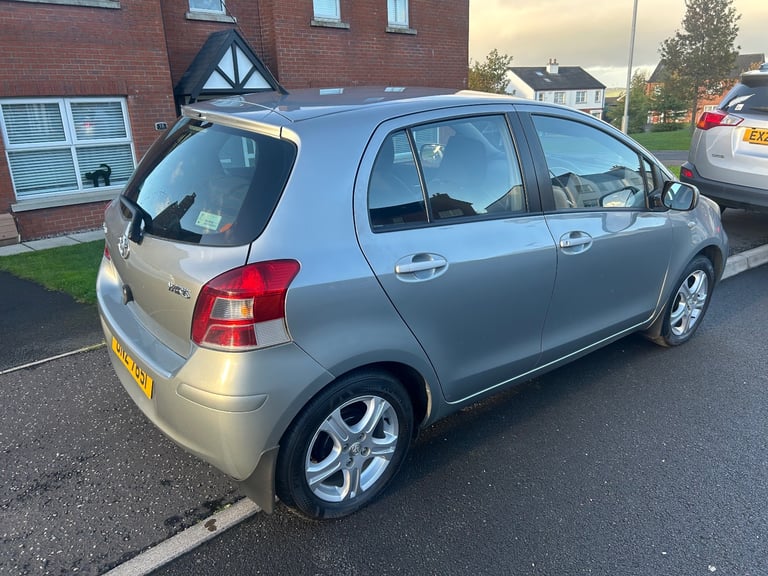 Toyota, YARIS, Hatchback, 2010, Manual, 1329 (cc), 5 doors