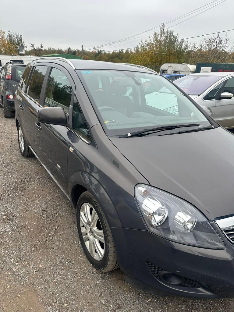 2012 Vauxhall/Opel Zafira 7 seater low miles