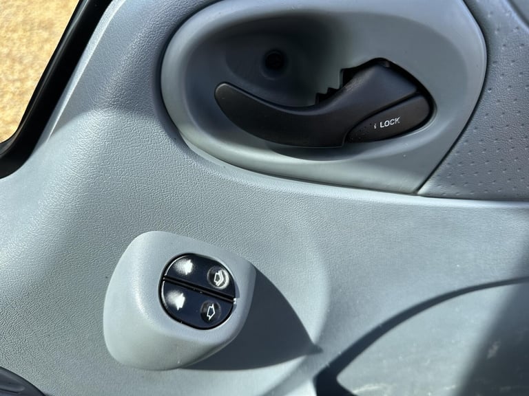 2013 Ford Transit 2.2 TDCi 350 Panel Van 3dr Diesel Manual FWD L2 H3 (209 g/km, 123 bhp) Panel Va...