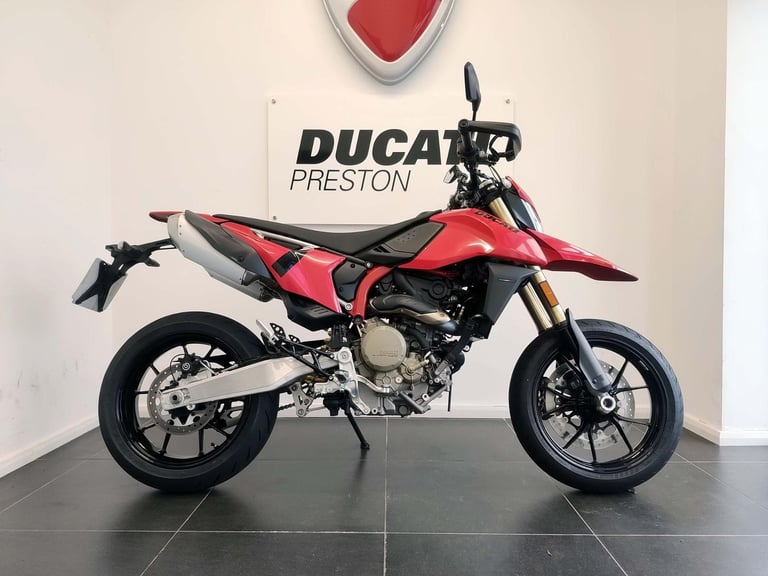 2025 Ducati Hypermotard 698 Mono Red 925 Miles | £176 Dep & £176 pcm