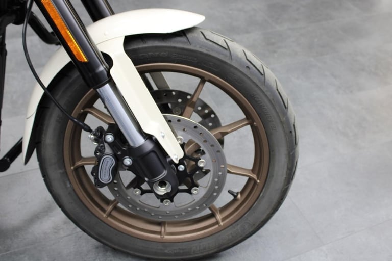 2023 Harley-Davidson FXLRST Softail Low Rider ST in White Sand Pearl