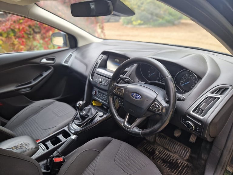 2015 Ford Focus 1.6 TDCi 115 Titanium 5dr HATCHBACK Diesel Manual - Image 21