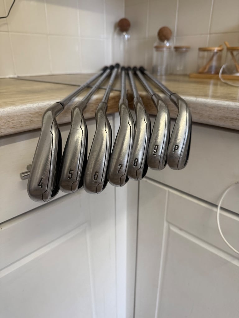 Callaway xr irons 4-pw 