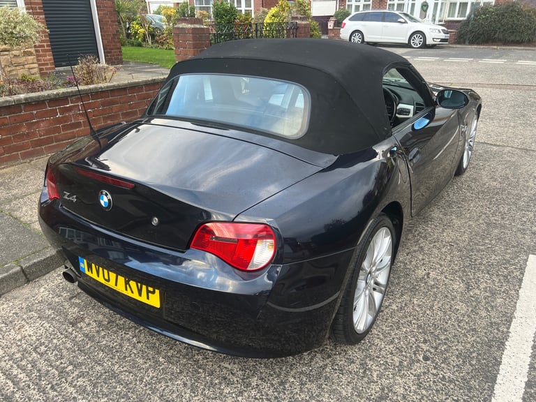 BMW, Z4, Convertible - can deliver locally 