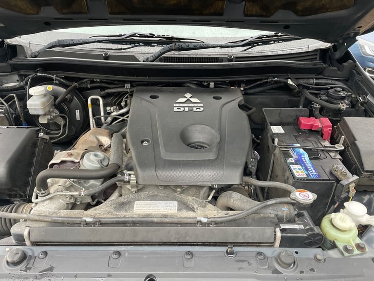 2019 Mitsubishi Shogun Sport 2.4 DI-DC 4 5dr Auto 4WD ESTATE DIESEL Automatic