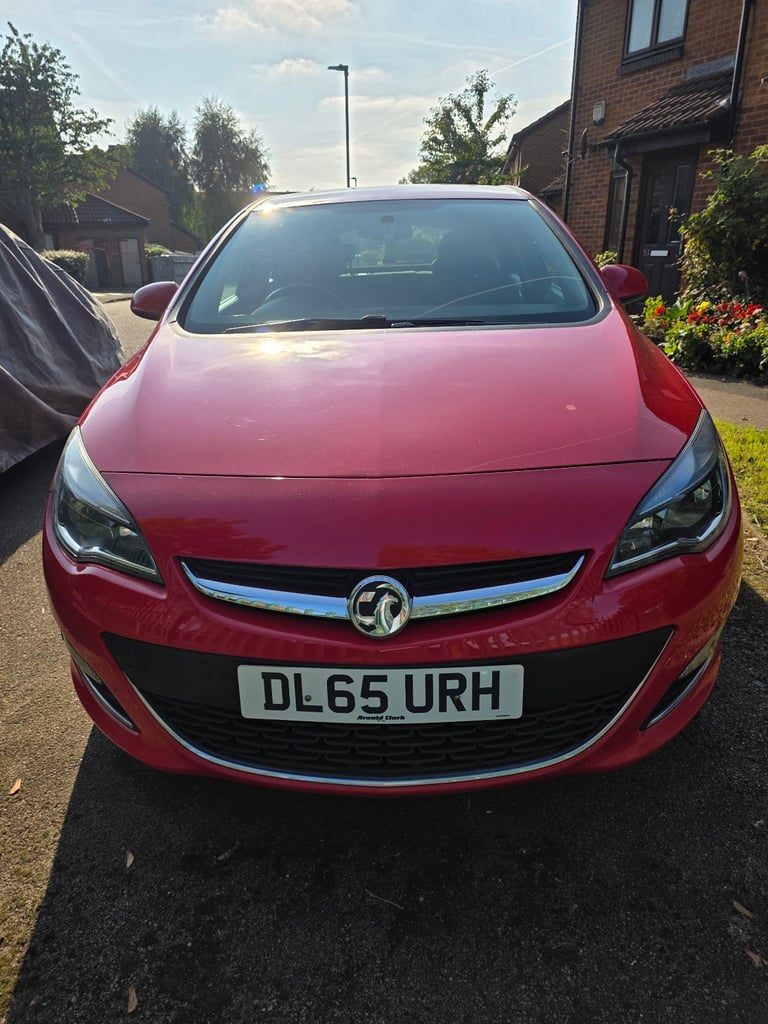 Vauxhall, ASTRA, Hatchback, 2015, Manual, 1598 (cc), 5 doors
