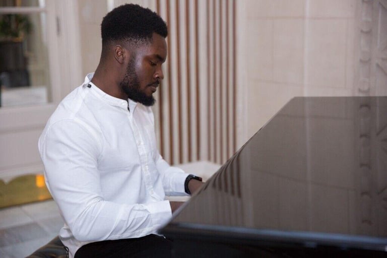 Pianist available for songwriting, events and engagements 